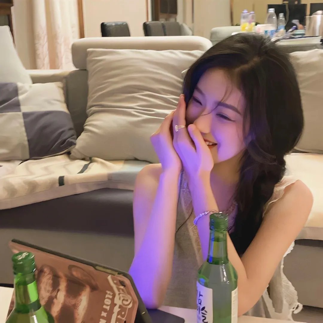 游艇春色